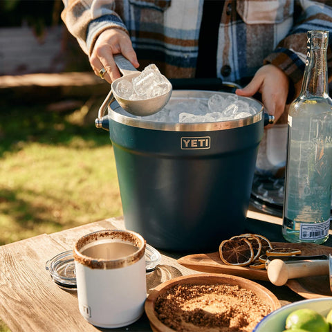 YETI Rambler Beverage Bucket features rotating handle for easy carrying.