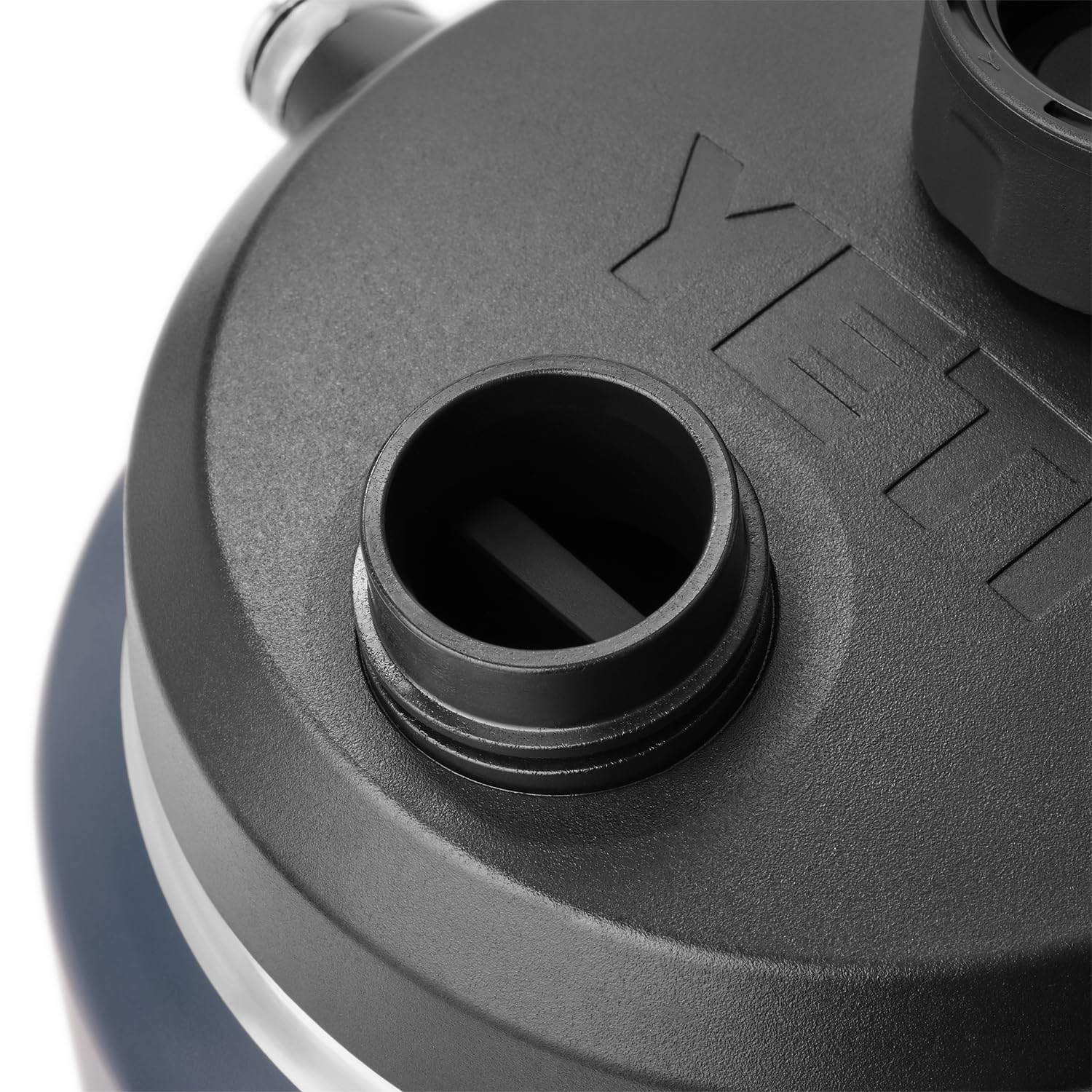 YETI Rambler Gallon Jug 2.0 magdock-chug-cap photo shows secure lid during active use.