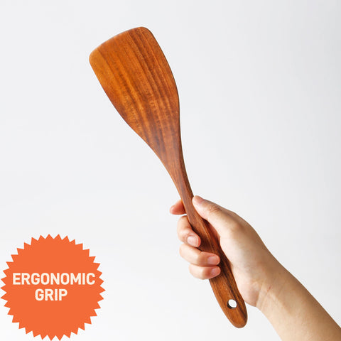 Yhendelion durable teak construction adds longevity to your cookware set.