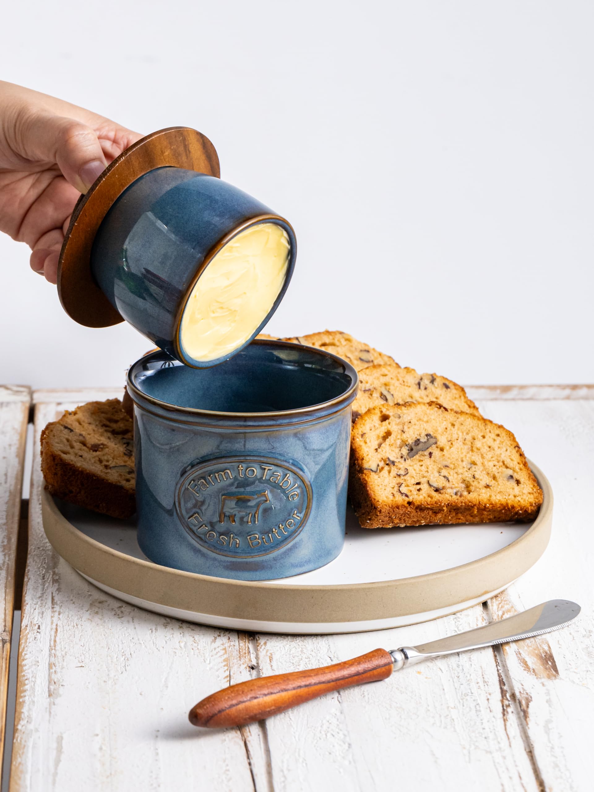 YHOJOY blue ceramic butter dish highlights color while storing butter at room temperature