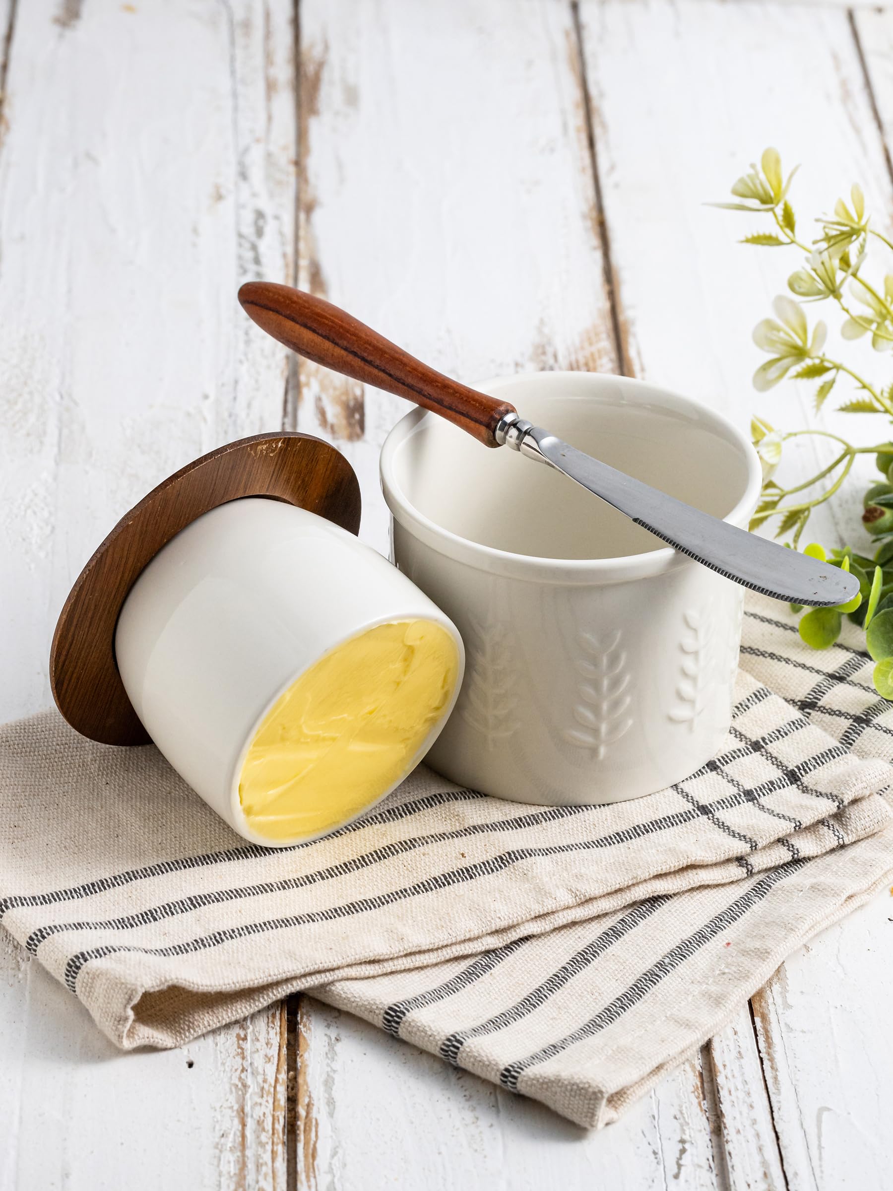 YHOJOY Butter Crock shows an embossed pattern for elegant kitchen décor