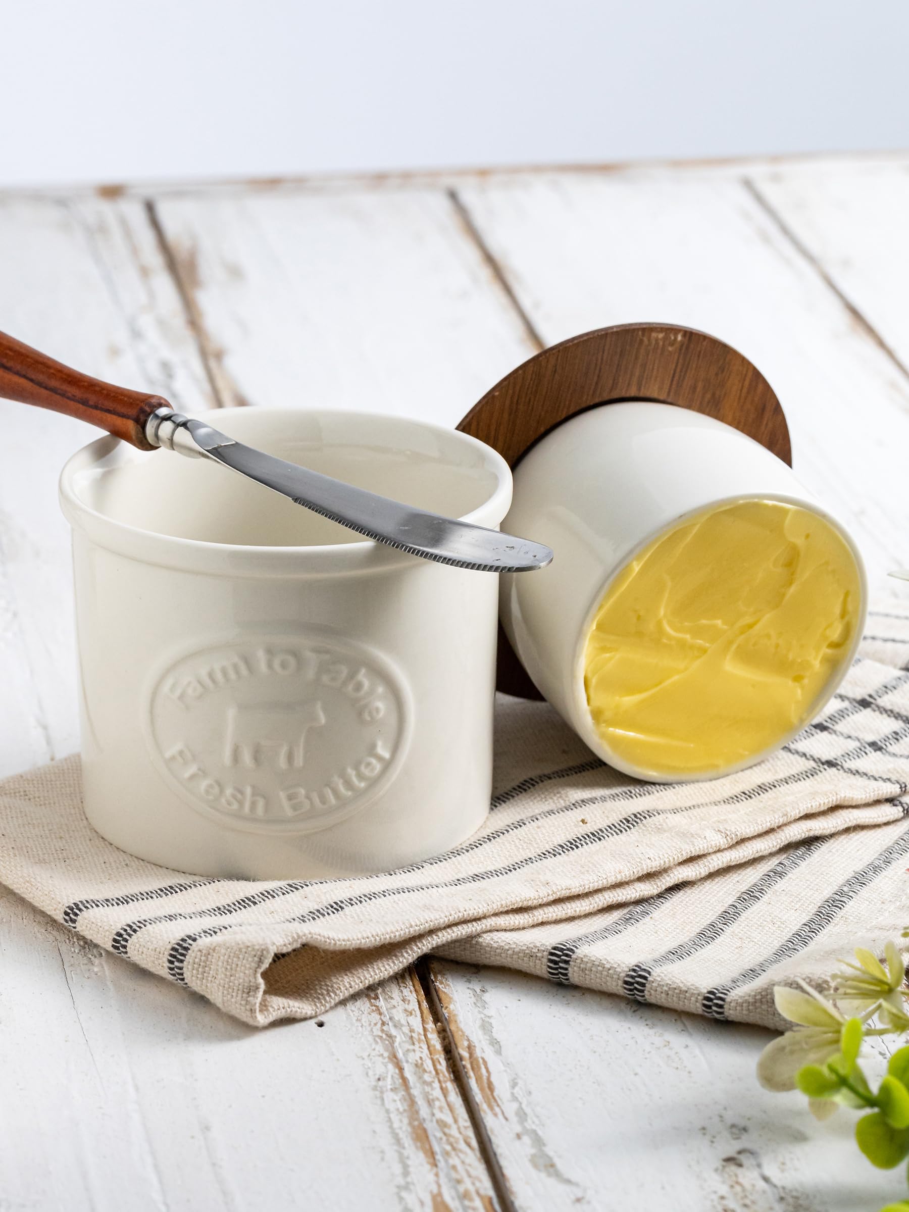 YHOJOY Butter Crock textured ceramic surface adds grip and character.