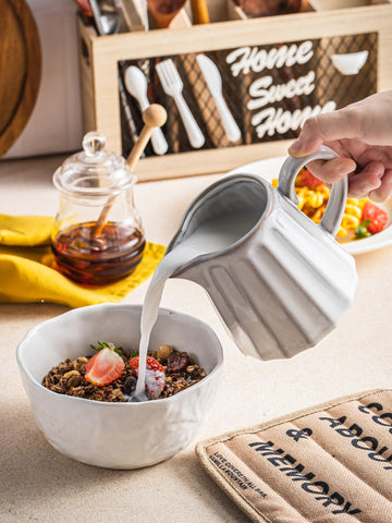 YHOJOY creamer pitcher is dishwasher-safe for quick cleanup