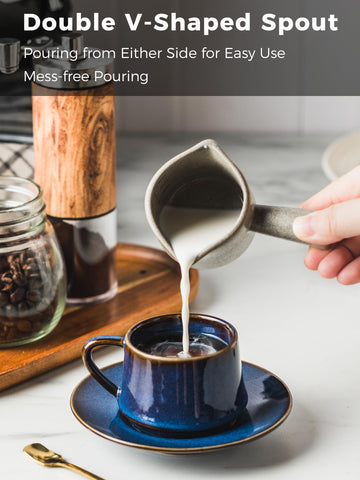 YHOJOY dual-scale cup shows both oz and ml for accuracy.