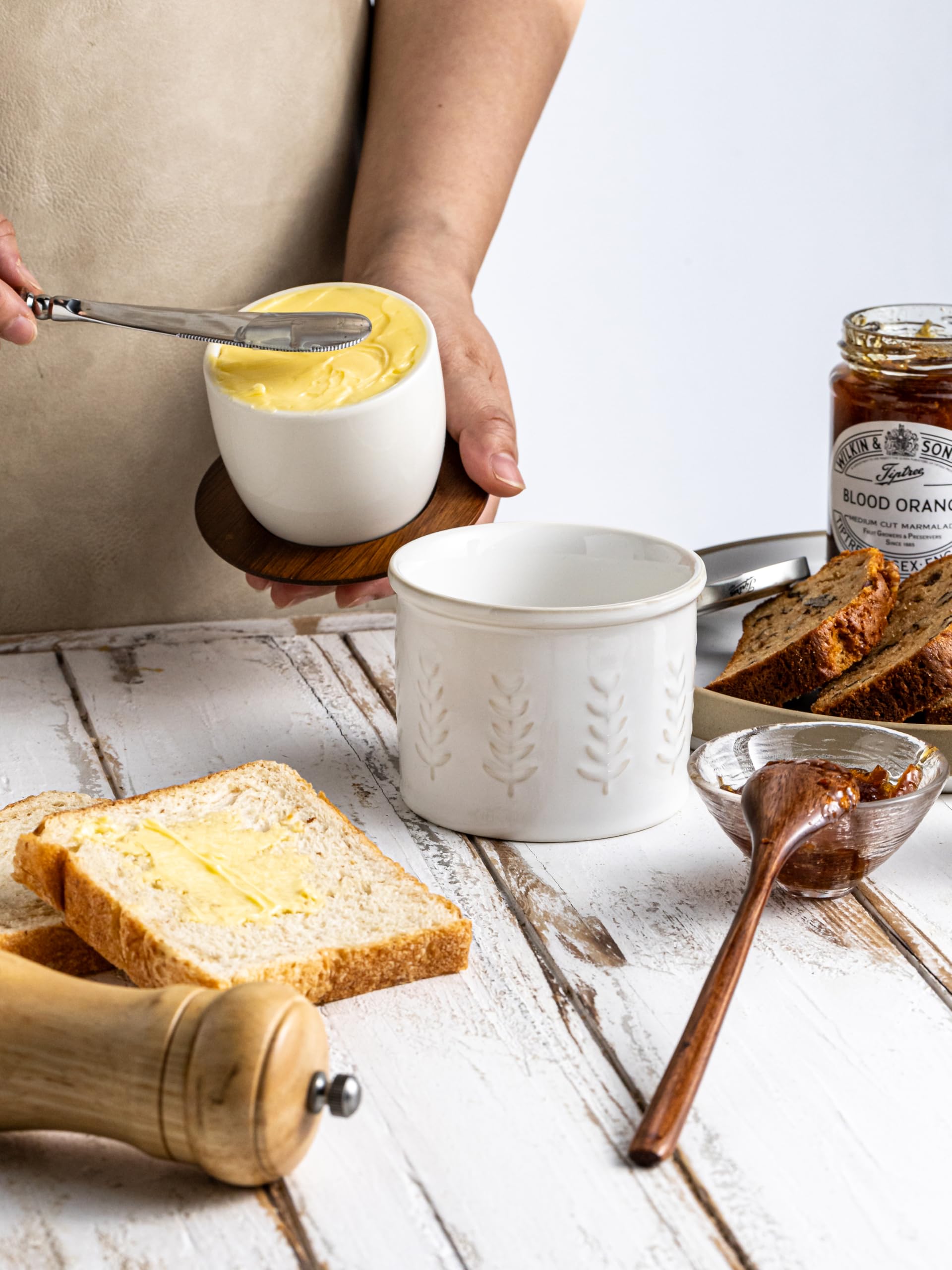 YHOJOY gift-ready butter keeper for butter lovers and home cooks.