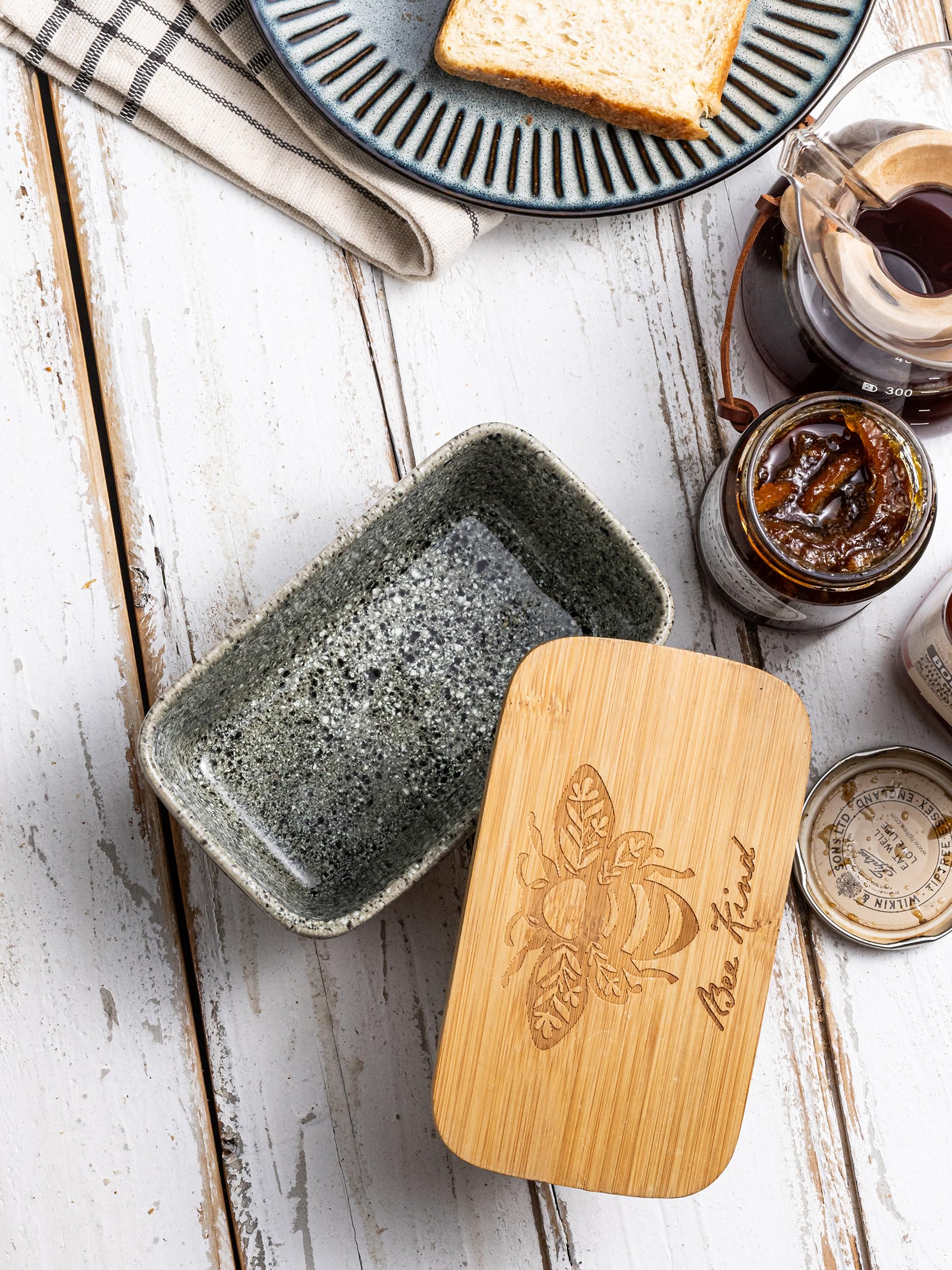 YHOJOY wooden lid requires hand washing to protect finish