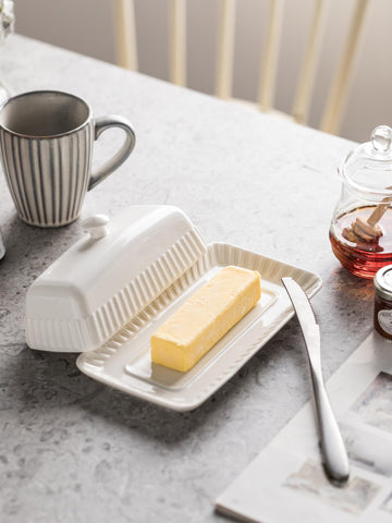 YHOJOY stripe-pattern butter dish adds visual interest while staying practical