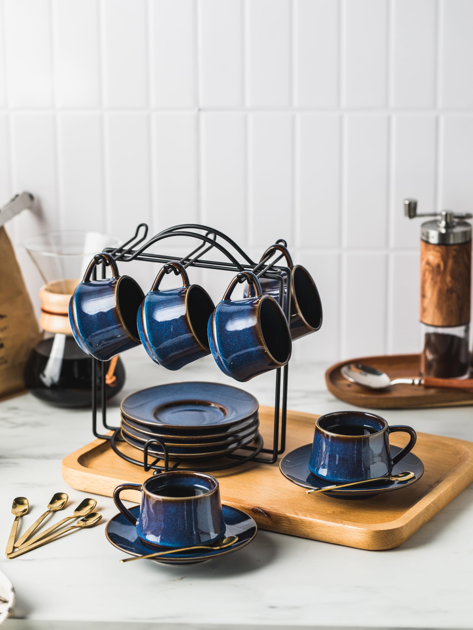 Close-up of blue glaze on YHOSSEUN cups for premium feel.