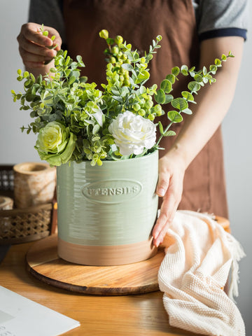 YHOSSEUN capacity 12 plus utensils for organized prep.