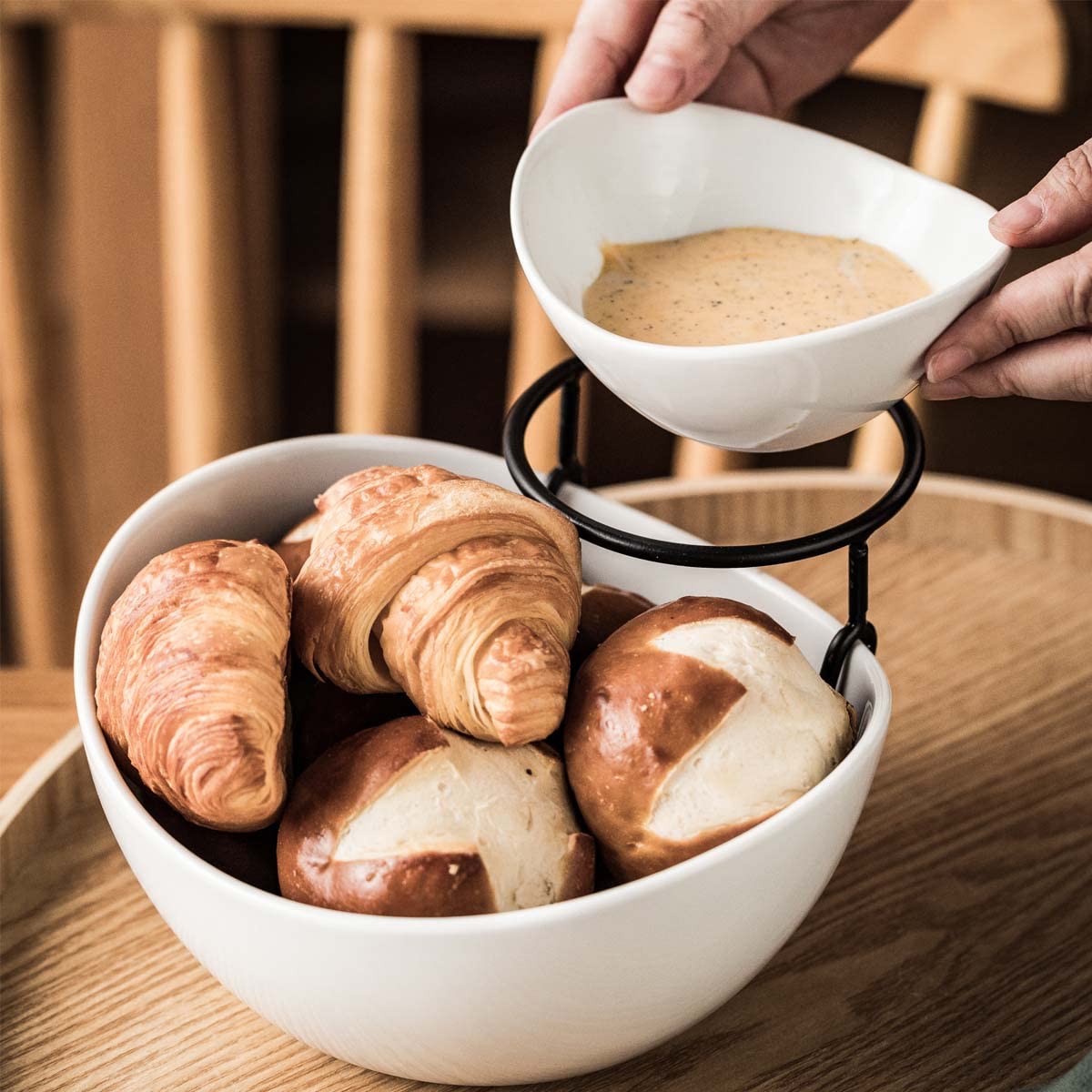 YHOSSEUN dishware display stand for parties keeps servings neatly organized