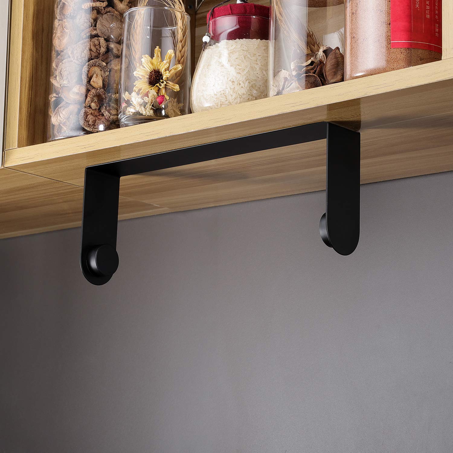 YIGII vertical or horizontal mount in kitchen; flexible placement.