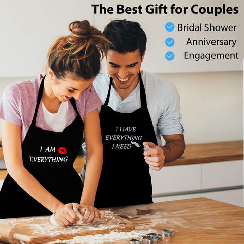 YIKA adjustable neck strap on the couple apron for a customizable fit.