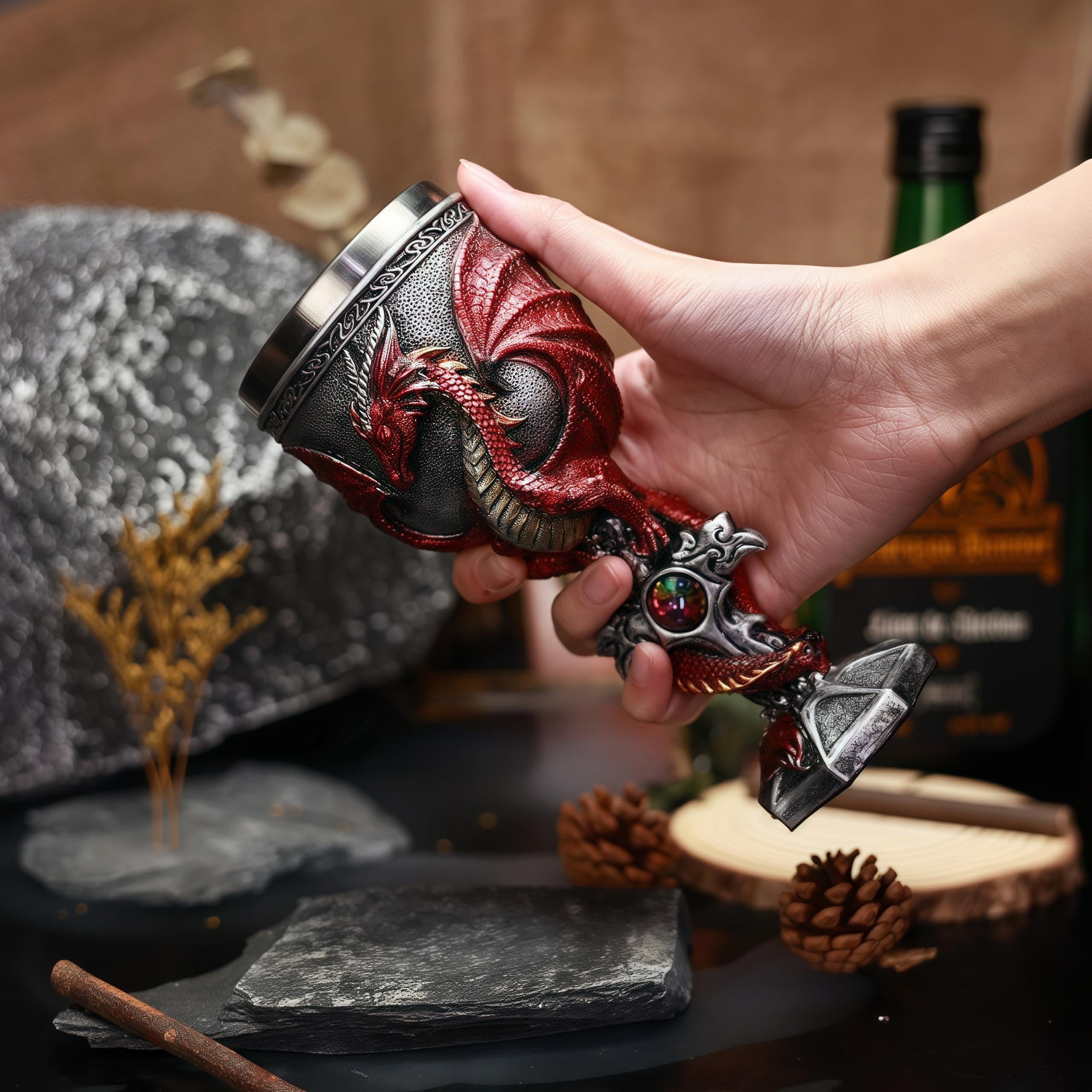 YIXINLOMYY Dragon Goblet diamond embellishment adds vintage elegance
