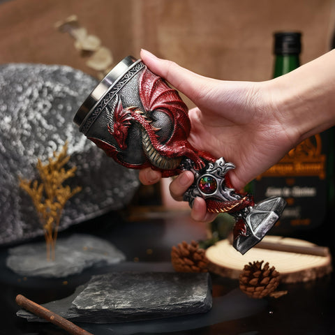 YIXINLOMYY Dragon Goblet diamond embellishment adds vintage elegance