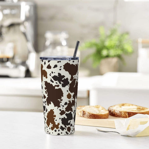 Yobvec straw-set provides reusable options for cold drinks anywhere