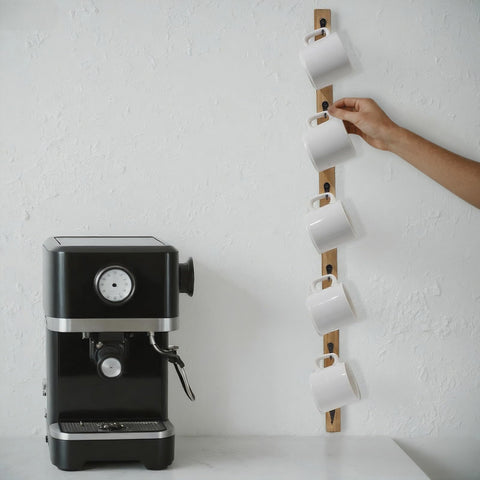 Yohsnor space-saving mug rack fits compact kitchens and dorm rooms.