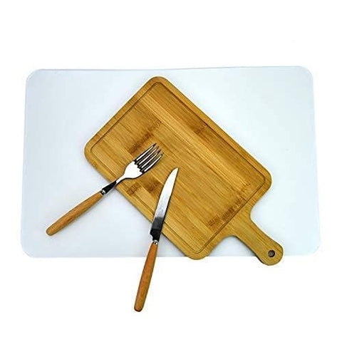 YoleShy easy stackable placemats for quick setup and storage