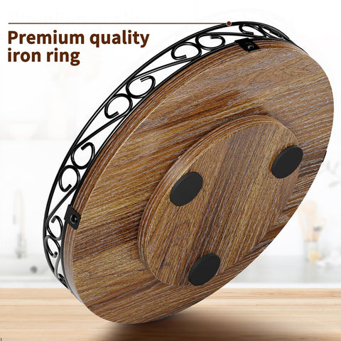 Yoobure non-slip pads secure the turntable on varied surfaces.