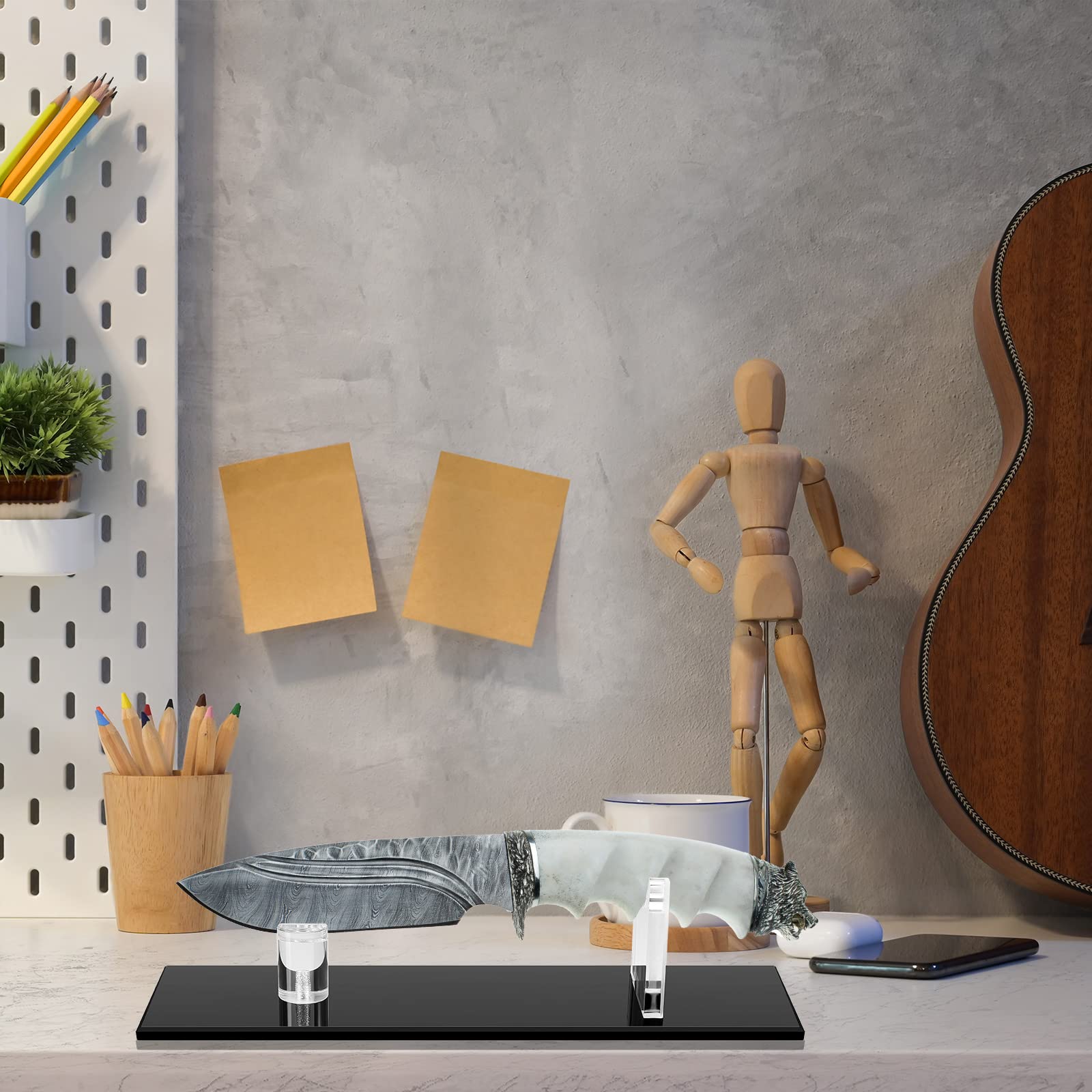 Yookeer two-piece stand with smooth edges, protects blades and keeps them organized.