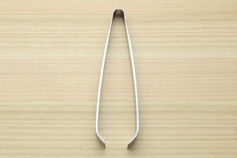 Yoshihiro professional restaurant use tweezers for reliable garnish work