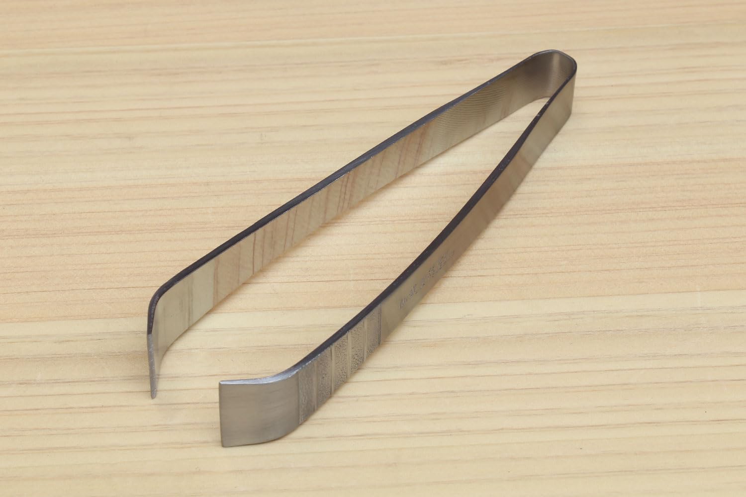 Yoshihiro stainless steel 18-0 finish resists corrosion for long-lasting use