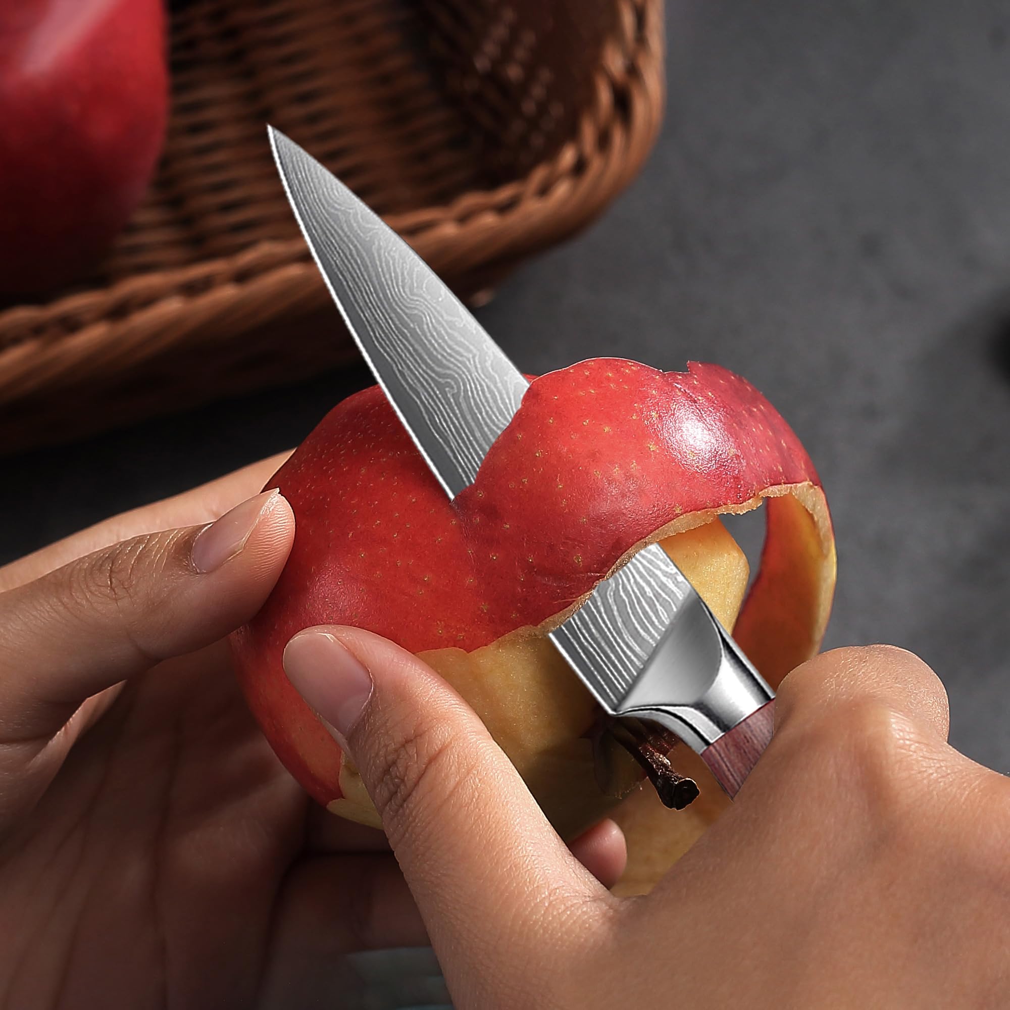 YOTSUBA high-carbon stainless steel blade stays sharp over time