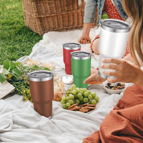 YOUKE OLA wide opening ensures simple cleaning and filling.