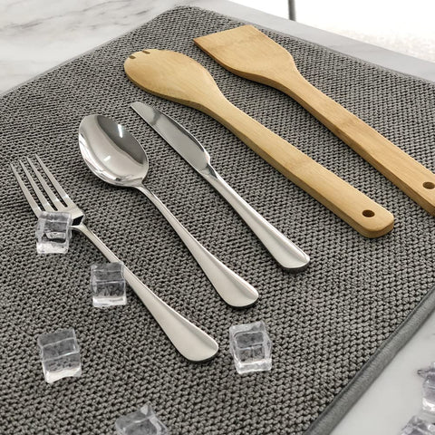 Ysanciuu dish drying mat folded compactly for simple storage after use