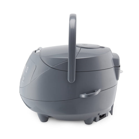 Compact 3.5 cup uncooked rice capacity ideal for 1 to 3 people.