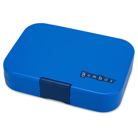 Yumbox Original kid-friendly latch helps children open and close with ease