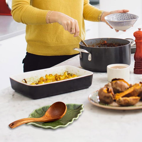 YumiPLUS gift-ready kitchen decor ideal for housewarming or holidays