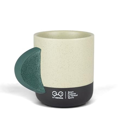 YY Vertical Climbing Mug Evo outdoor model ready for rugged climbs and coffee.