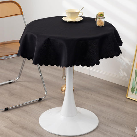 YZKITM solid-color round cloth keeps surfaces vibrant for gatherings.
