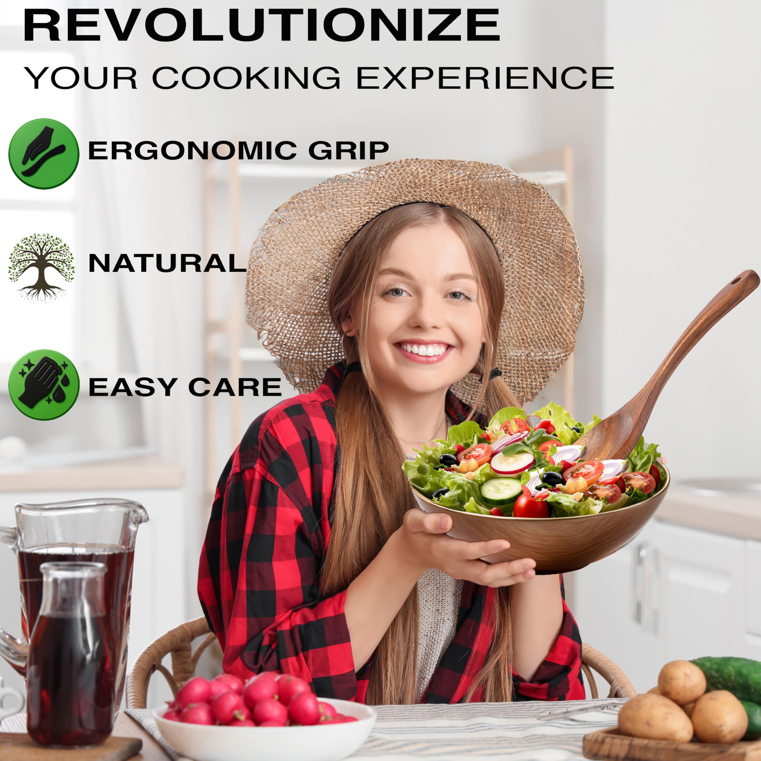 Z&YOU Slotted spoon in teak for draining pasta and vegetables.