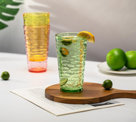 ZAINCA 20oz tumbler for outdoor picnics and poolside sips.