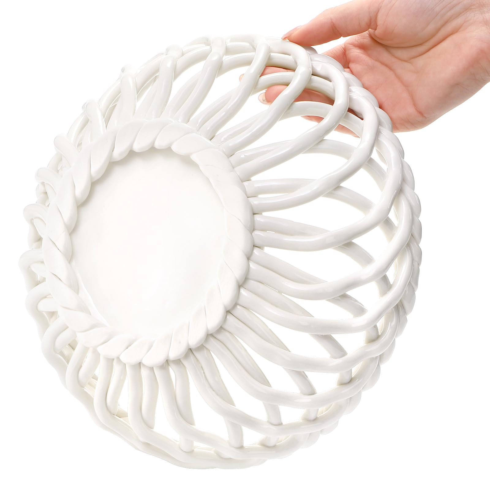 ZAVOOS round ceramic basket designed as a stylish fruit or bread holder.