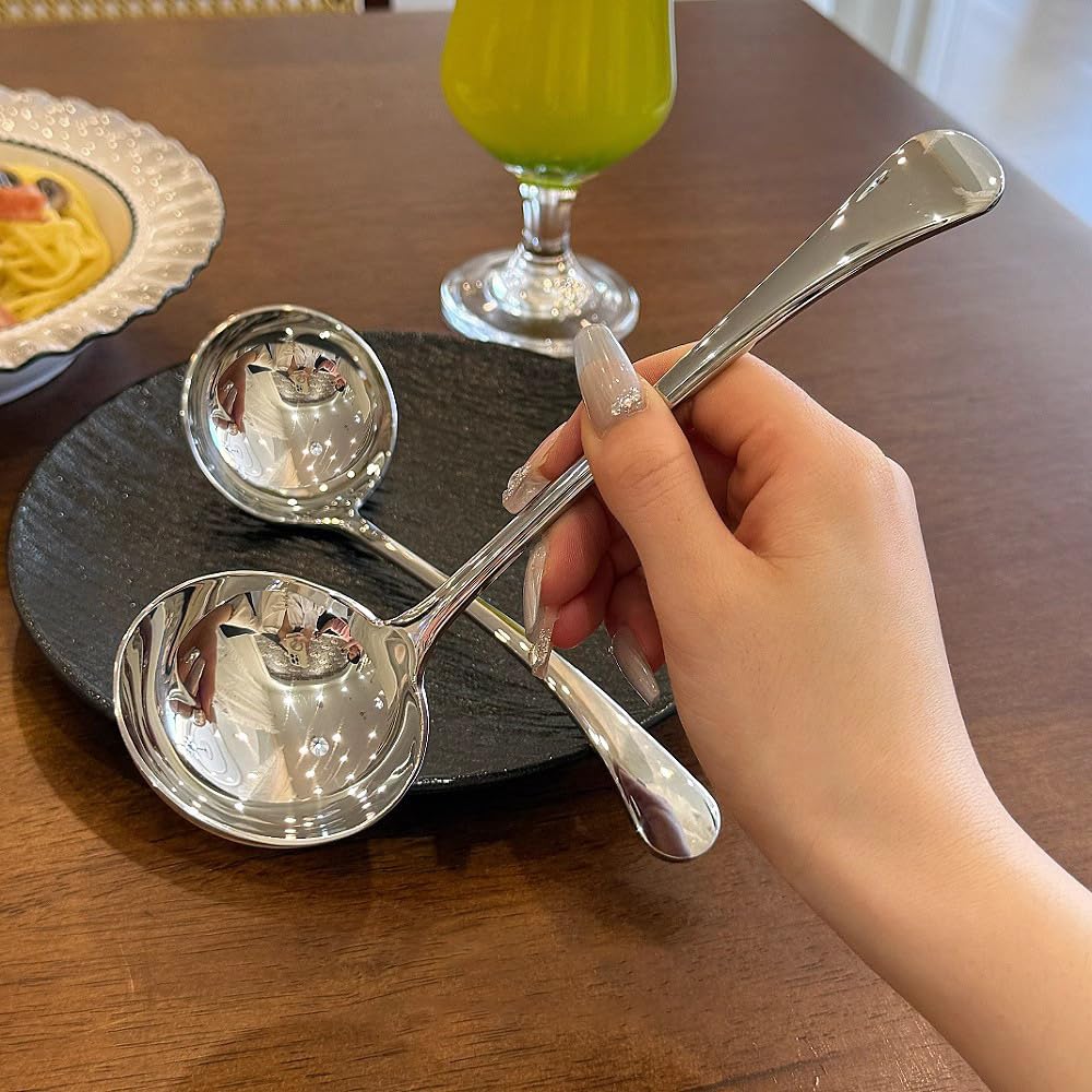 ZDFQly gravy ladle for scooping sauces and gravies with ease.