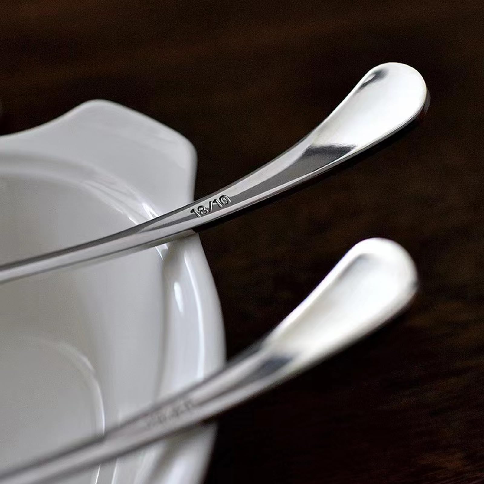 ZDFQly multi-function ladle suitable for sauces, dressings, and soups.