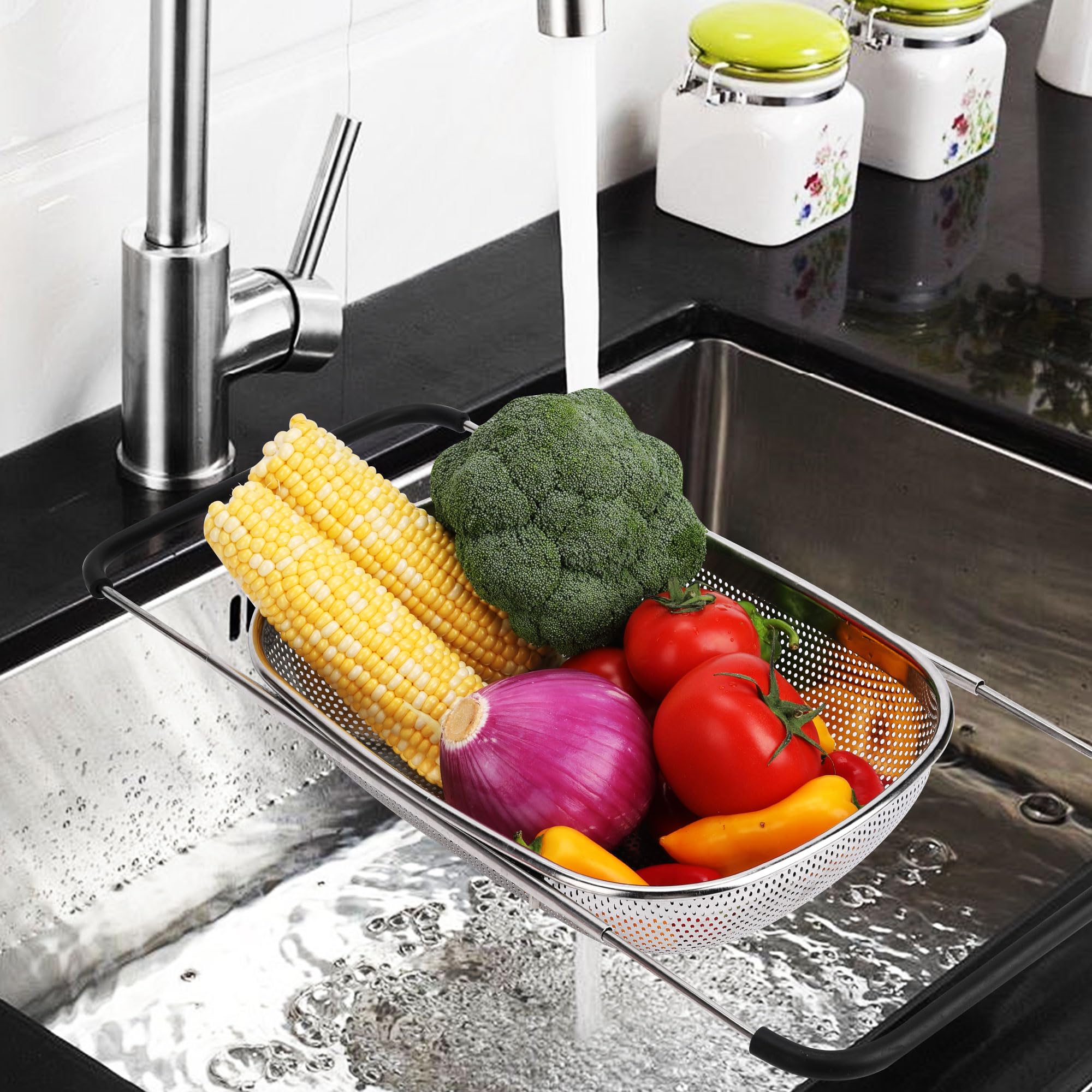 ZDRongZhen compact design can hang or rest on the sink when not in use.