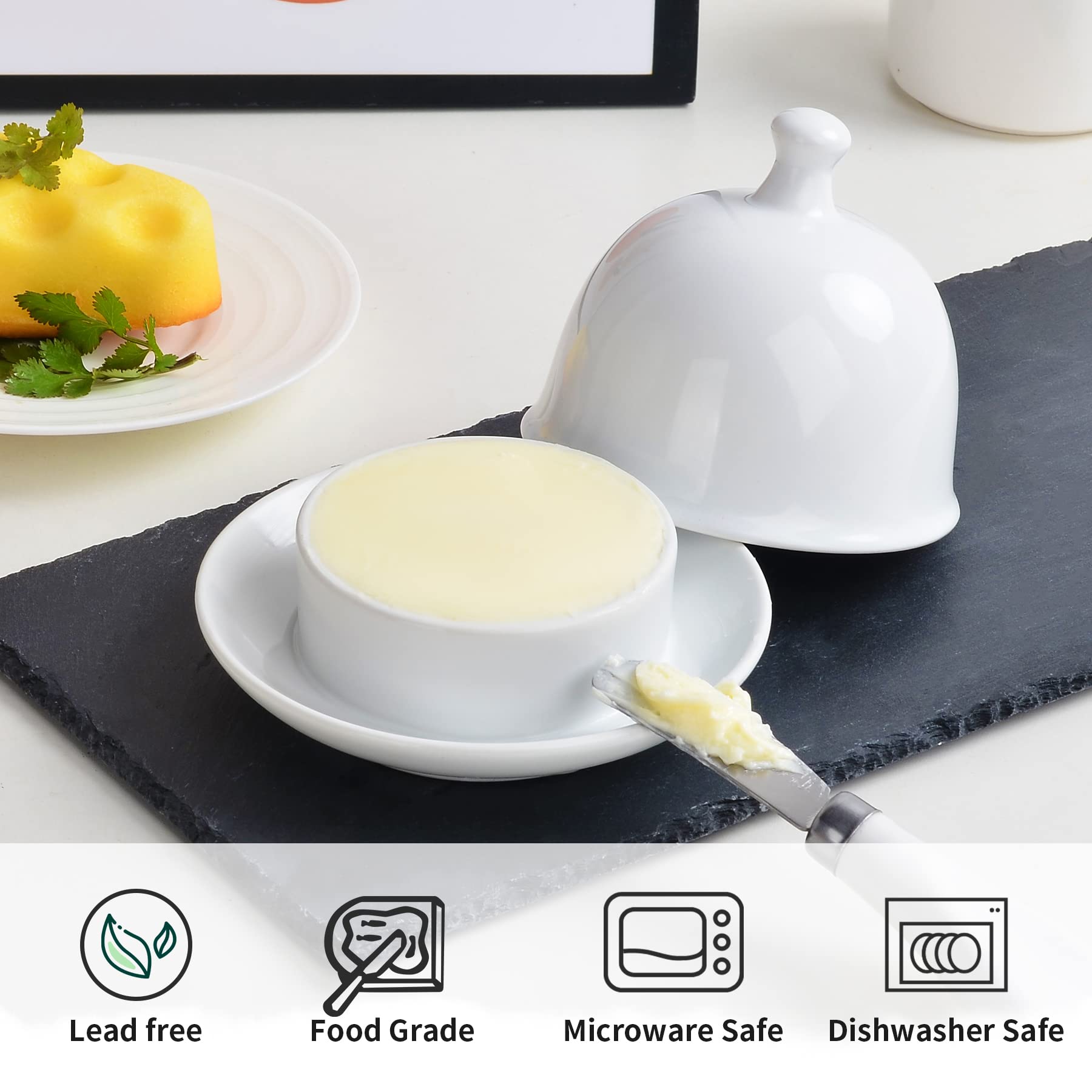 ZEBERBO butter dish features a lid handle for easy one-handed use.