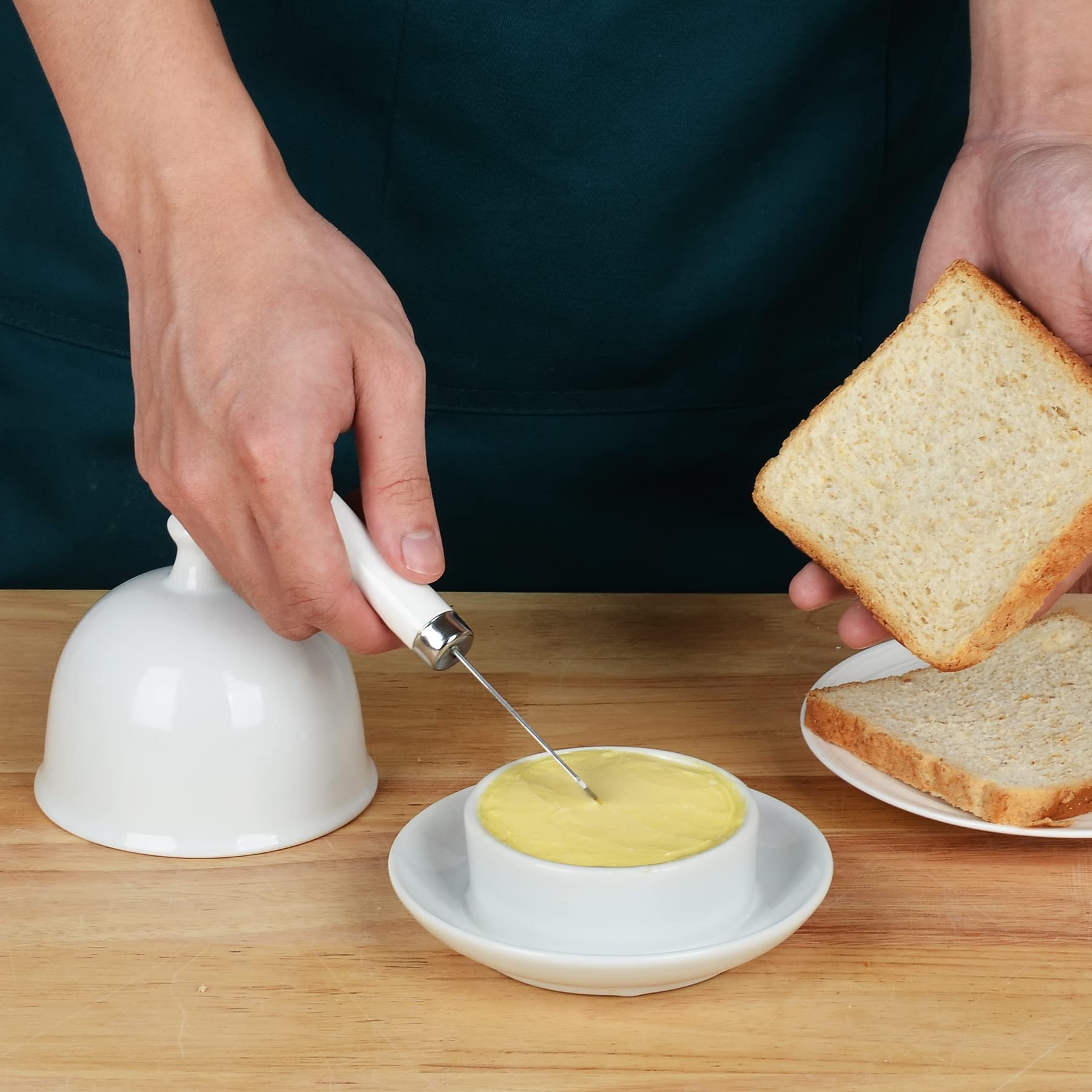 ZEBERBO 17 oz butter dish ideal for daily use and small gatherings.