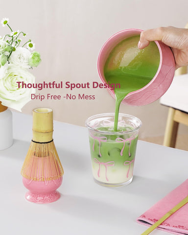 ZENS bamboo scoop for precise measure and effortless prep.