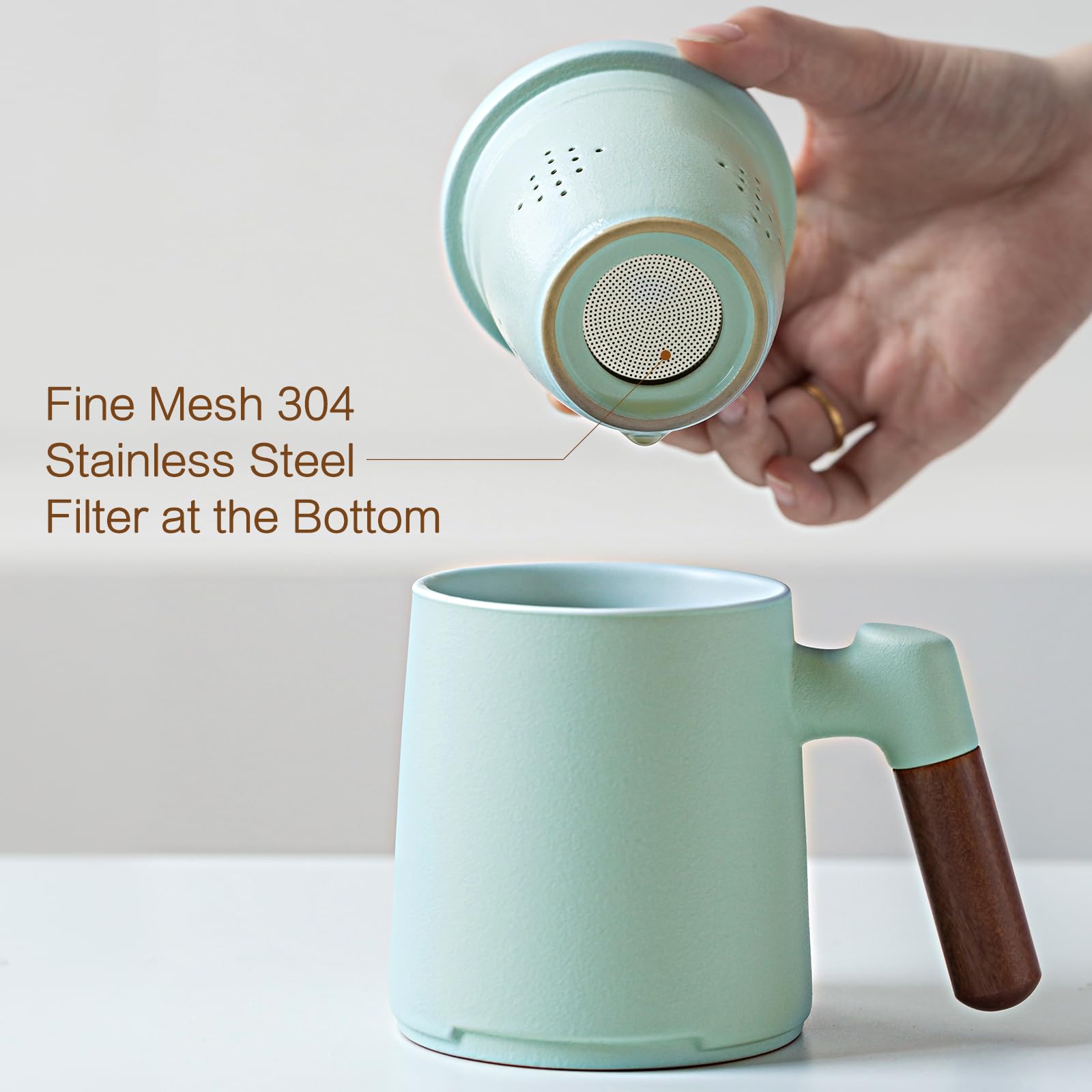 ZENS extra-fine infuser deeply contains leaves for balanced flavor.