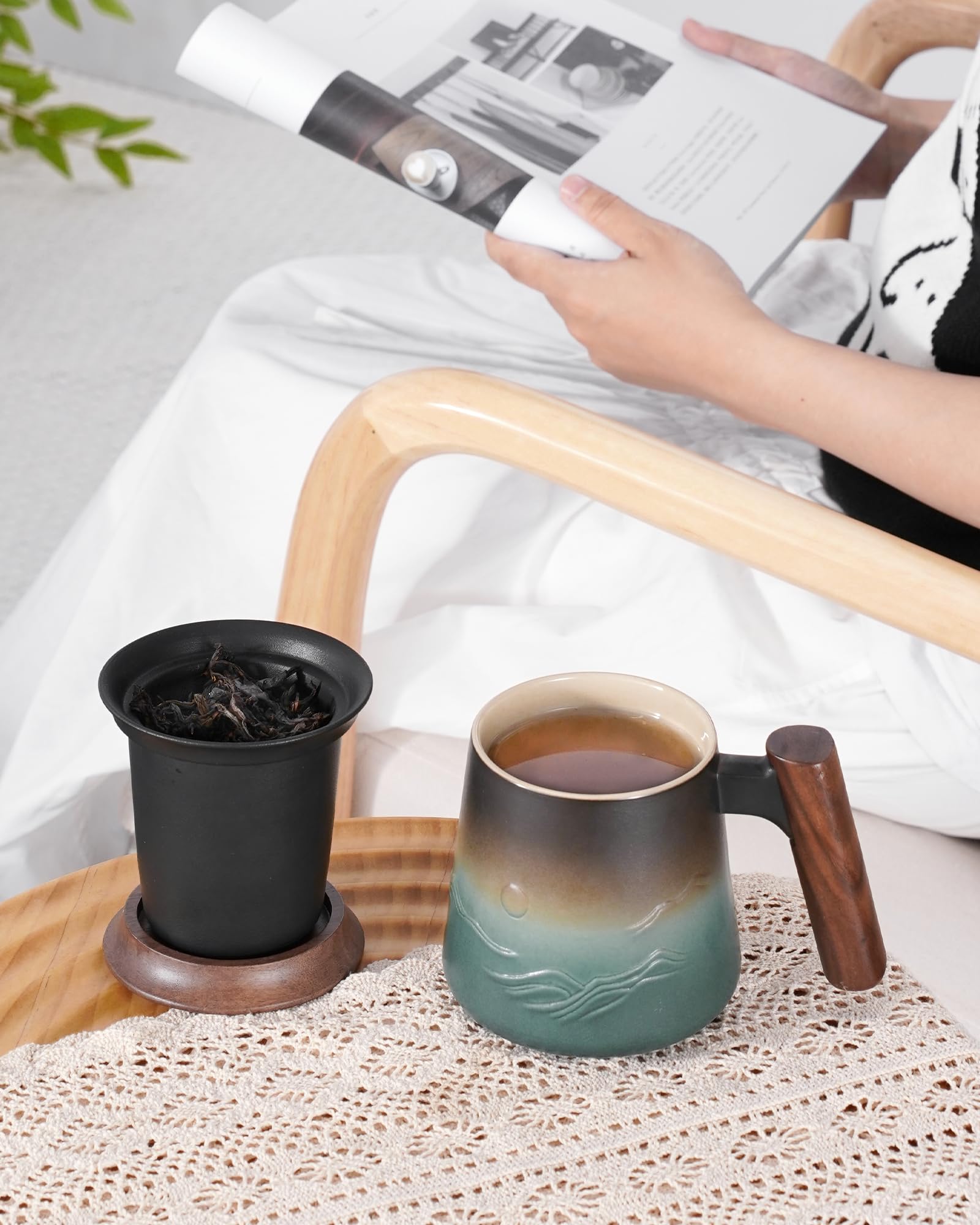 ZENS tea mug with wide-mouth infuser for easy leaf expansion