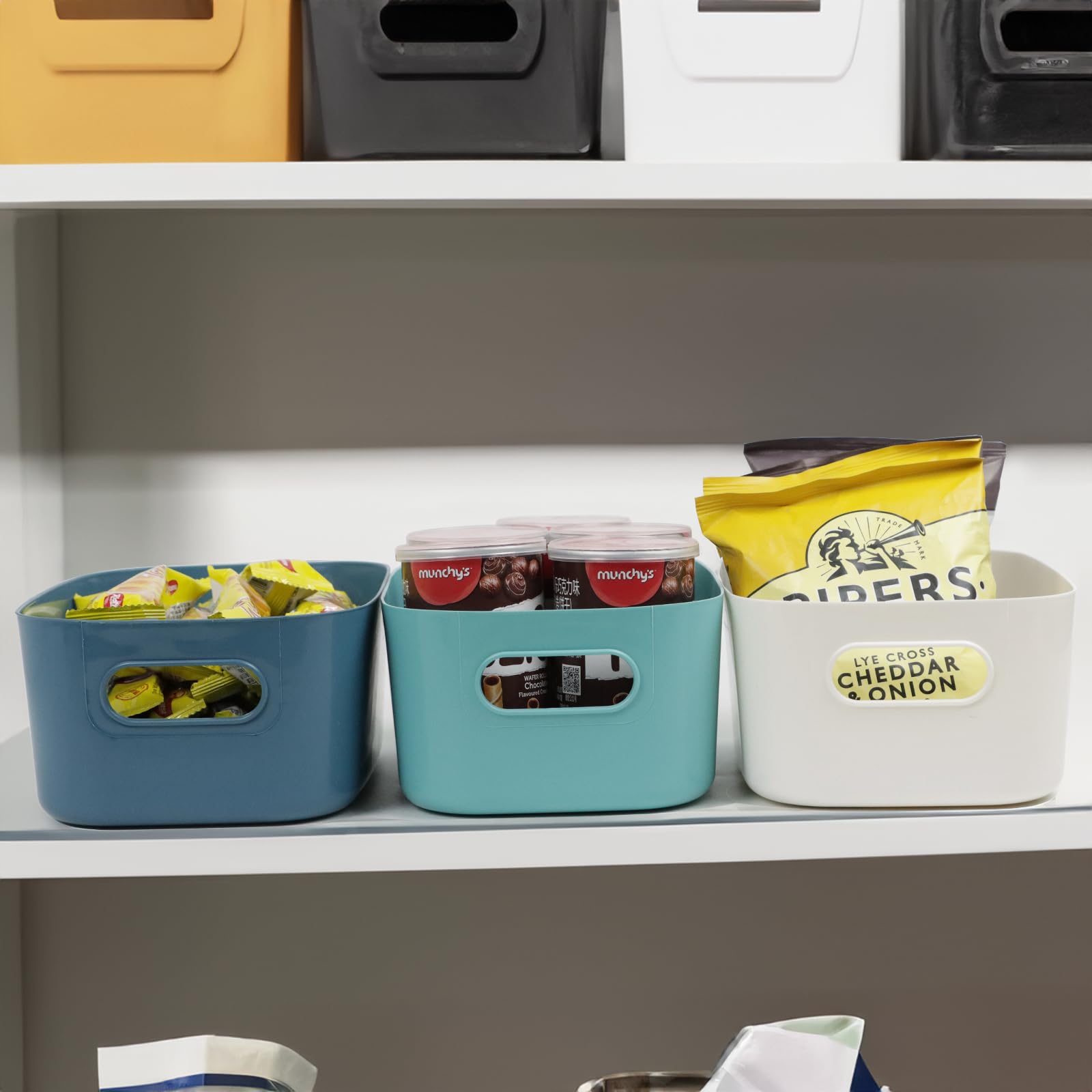 ZEXALOR makeup bin keeps cosmetics neatly arranged and accessible