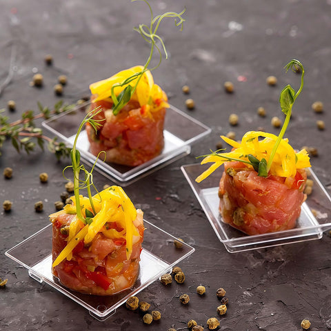Zezzxu graduation banquet plates offer neat, stackable presentation.