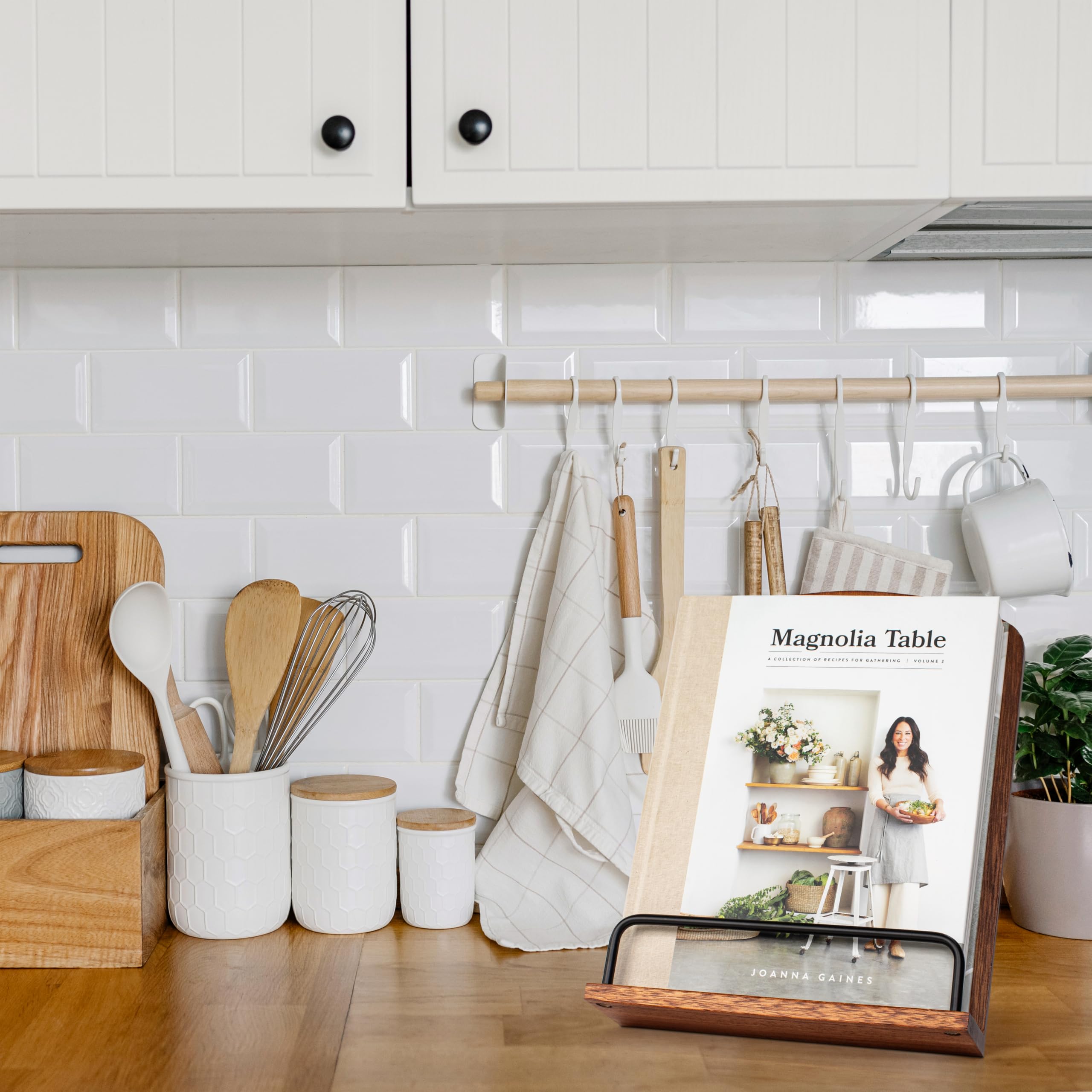 ZICOTO arched design cookbook holder with modern metal rod.