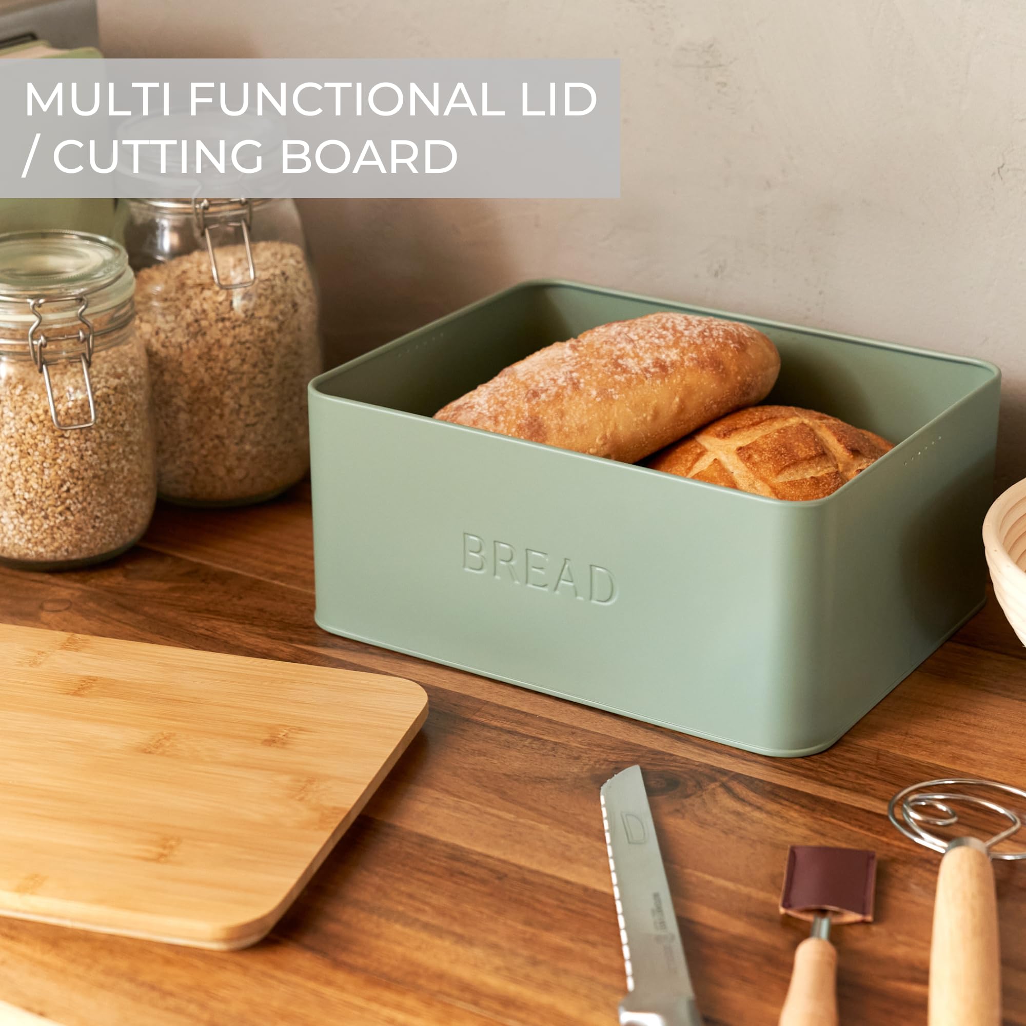 ZICOTO bamboo lid serves as a stylish serving plate for breads and cookies.