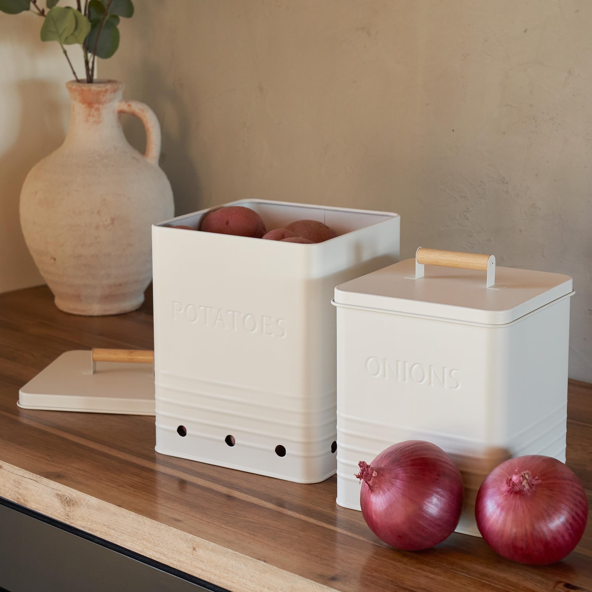 ZICOTO potatoes stored in bin stay organized and easy to reach.