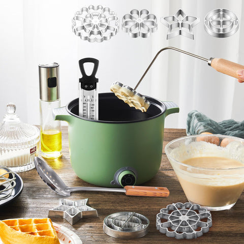 Ziliny sugar shaker for light, even sugar dusting